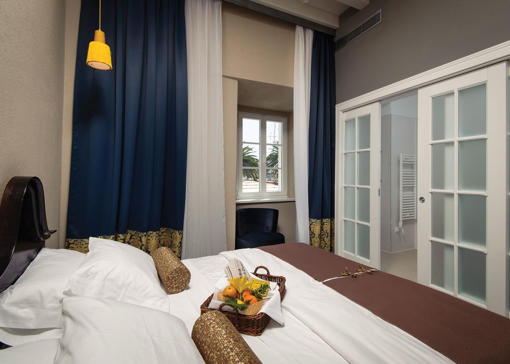 XII Century Heritage Hotel Trogir Kültér fotó